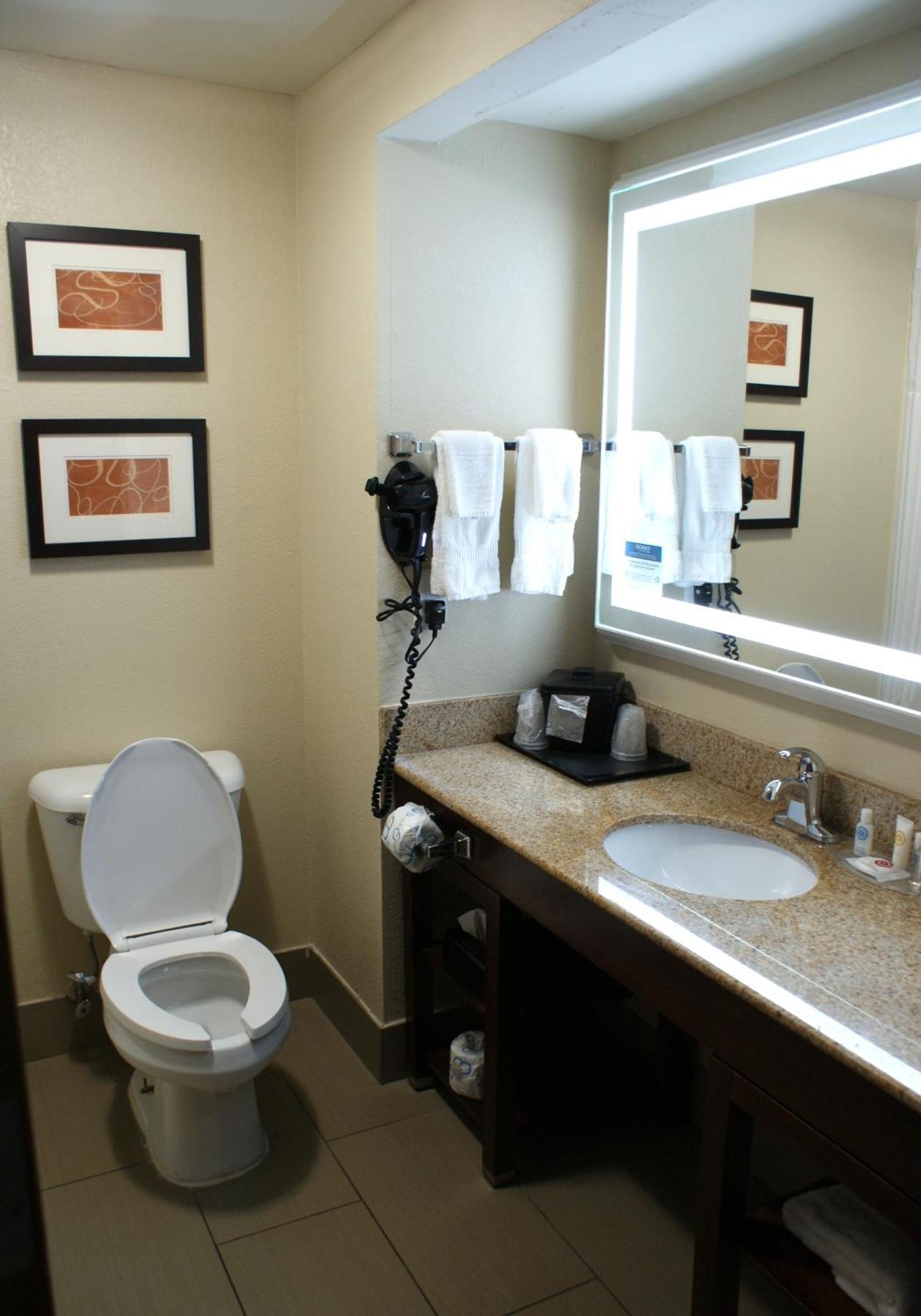 Comfort Inn & Suites Cookeville Εξωτερικό φωτογραφία